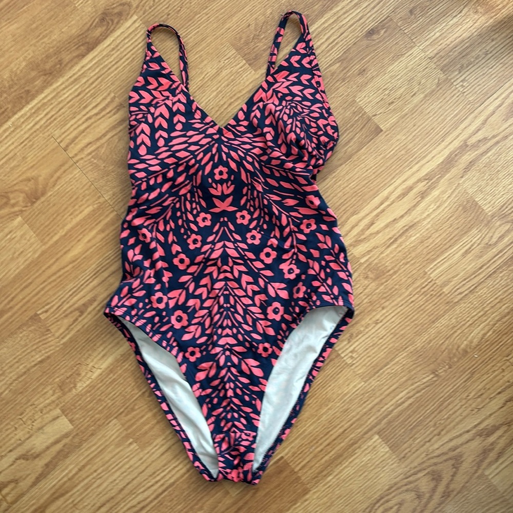 Kona Sol bathing suit, like new!
